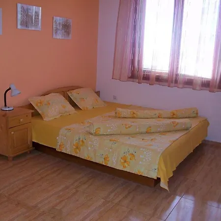 Dara Apartment